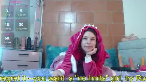 Snapshot of rubyemerald_ chatting on March 2026 02:07:02 AM rubyemerald_ online show from March 2026 02:07:02 AM