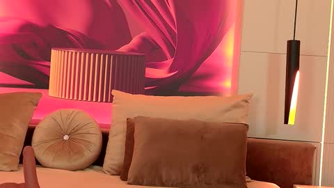 Ruby Luxe online show from October 2025 05:17:02 AM