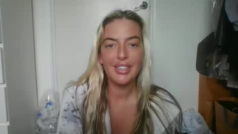 Snapshot of rubyredxxxoxxx chatting on December 2024 11:40:01 AM rubyredxxxoxxx online show from December 2024 11:40:01 AM