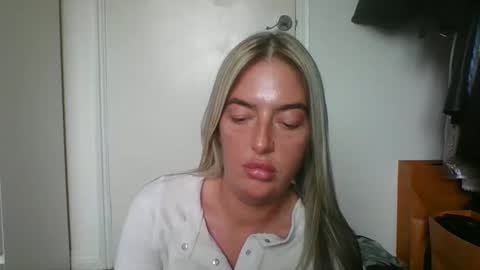 Snapshot of rubyredxxxoxxx chatting on February 2025 02:22:02 PM rubyredxxxoxxx online show from February 2025 02:22:02 PM