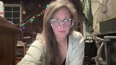 Snapshot of rubywavesback chatting on December 2025 08:01:01 AM rubywavesback online show from December 2025 08:01:01 AM