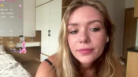 KaY online show from August 2026 10:14:02 AM