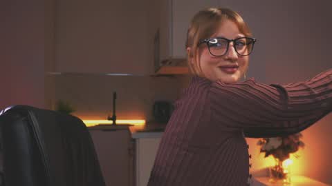 Mila online show from April 2026 03:06:01 PM