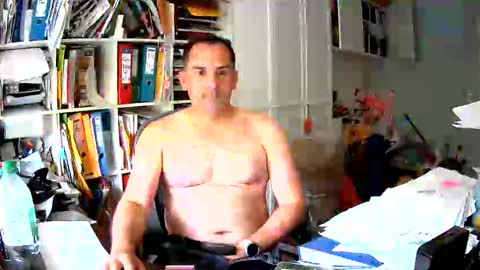Snapshot of runner1978 chatting on May 2026 02:48:01 PM runner1978 online show from May 2026 02:48:01 PM