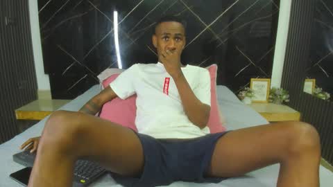 Snapshot of runnyx_09 chatting on October 2025 07:22:02 PM Runnix  online show from October 2025 07:22:02 PM