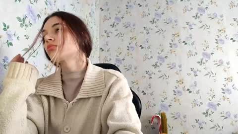 Snapshot of rusmedium chatting on April 2026 10:08:02 AM Lisa and Vlad online show from April 2026 10:08:02 AM