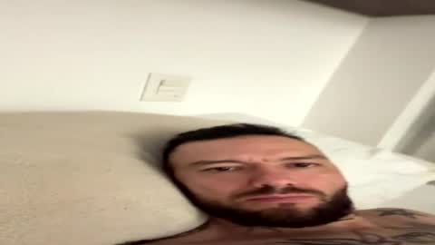 russo_fox online show from May 2026 06:19:01 AM