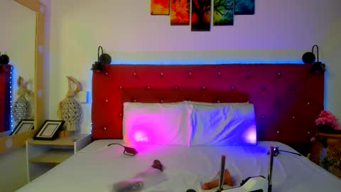 Ruth online show from December 2025 01:27:02 PM