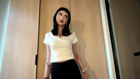 Snapshot of ruthesenion chatting on April 2026 06:08:01 AM Jess online show from April 2026 06:08:01 AM