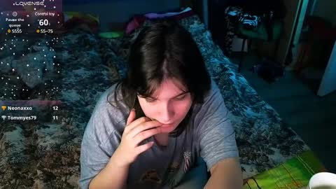 Ruyjin online show from December 2024 05:37:02 PM