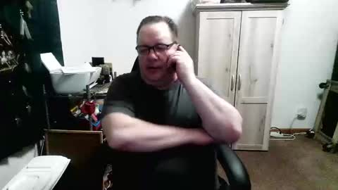 Snapshot of rwzar_1965 chatting on April 2026 02:42:02 AM rwzar_1965 online show from April 2026 02:42:02 AM