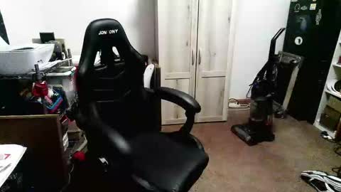 Snapshot of rwzar_1965 chatting on April 2026 02:06:01 AM rwzar_1965 online show from April 2026 02:06:01 AM