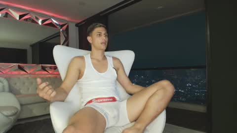 Snapshot of ryan__mateo chatting on September 2025 02:50:02 AM ryan__mateo online show from September 2025 02:50:02 AM