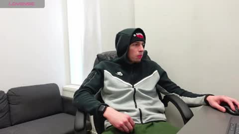 RYAN DOZER online show from April 2026 06:00:02 AM