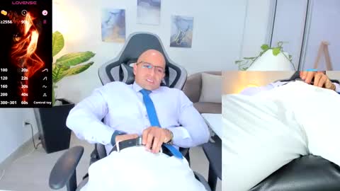 ryan_master_ online show from January 2025 12:05:02 PM