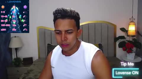 Ryan online show from December 2025 07:19:02 PM