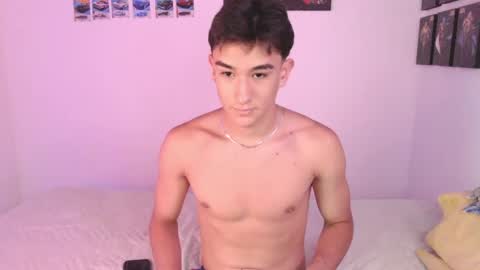 Snapshot of ryan_valentine17 chatting on April 2026 10:03:02 PM ryan online show from April 2026 10:03:02 PM