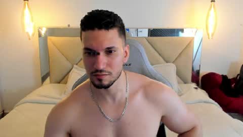 Snapshot of ryan_ward79 chatting on April 2026 12:48:01 AM Ryan online show from April 2026 12:48:01 AM