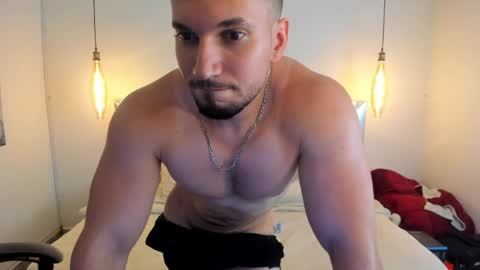 Snapshot of ryan_ward79 chatting on May 2026 02:19:01 AM Ryan online show from May 2026 02:19:01 AM