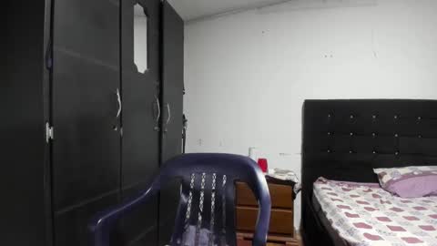 ryan_xc1 online show from March 2026 02:48:02 AM