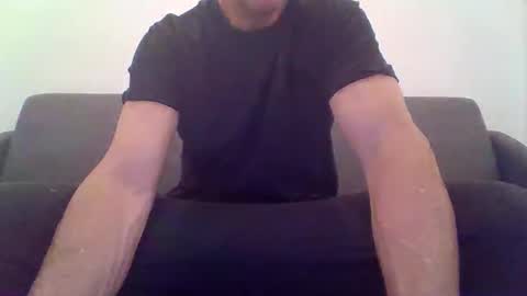 Snapshot of ryand066 chatting on March 2026 02:46:01 AM ryand066 online show from March 2026 02:46:01 AM