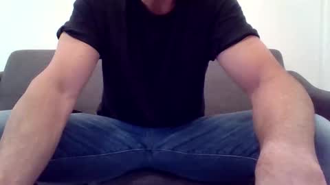 Snapshot of ryand066 chatting on April 2026 10:21:02 PM ryand066 online show from April 2026 10:21:02 PM