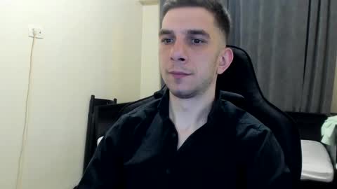 Snapshot of ryandusk chatting on April 2026 08:57:01 PM Andrew C. online show from April 2026 08:57:01 PM