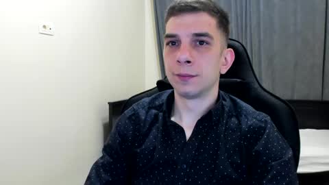 Snapshot of ryandusk chatting on April 2026 08:31:01 PM Andrew C. online show from April 2026 08:31:01 PM