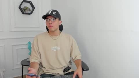 Snapshot of ryanfuller_ chatting on October 2025 03:25:01 PM Ryan  online show from October 2025 03:25:01 PM