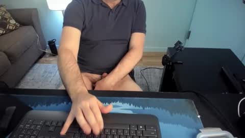 Snapshot of ryanontour chatting on November 2025 06:29:01 PM Ryan in NYC online show from November 2025 06:29:01 PM