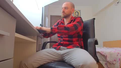 Snapshot of ryanstone_ chatting on April 2026 04:32:01 AM Ryanstone online show from April 2026 04:32:01 AM