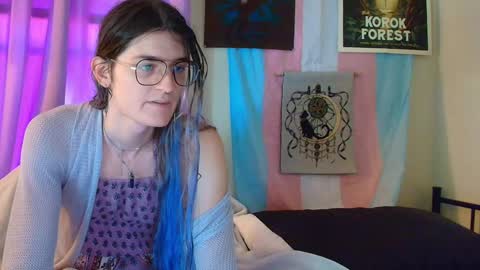 Ryn Michele online show from September 2025 05:03:02 PM