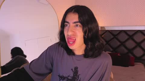 Ryo online show from April 2026 03:59:01 AM