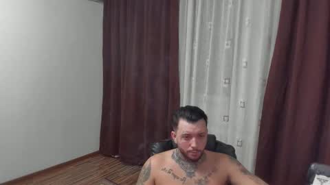 Snapshot of s1nmaster chatting on December 2025 09:20:01 PM s1nmaster online show from December 2025 09:20:01 PM