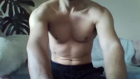 Snapshot of s43_ chatting on October 2025 11:38:02 AM s43_ online show from October 2025 11:38:02 AM