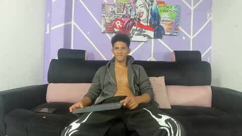 s_d_b_hot online show from April 2026 07:44:02 PM