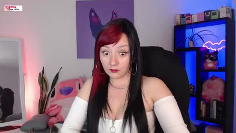Snapshot of s_lilith chatting on July 2026 12:04:02 AM Lilith independent model online show from July 2026 12:04:02 AM