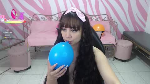 Snapshot of saabrina_ chatting on October 2025 01:14:01 PM Sabrina online show from October 2025 01:14:01 PM