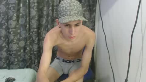 saam_hott_ online show from January 2025 10:22:02 AM