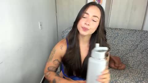 Snapshot of saarah_brownn chatting on May 2026 09:01:01 PM Sara online show from May 2026 09:01:01 PM