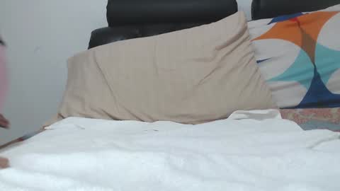 Snapshot of saaramiller_ chatting on January 2025 04:20:01 AM saaramiller     online show from January 2025 04:20:01 AM