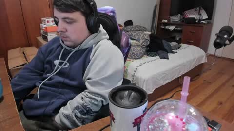 1141323  my Lord Mister Max   moms treasure online show from January 2025 06:35:02 AM