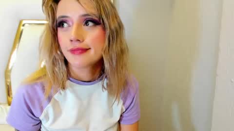 Snapshot of sabrina_cole chatting on December 2024 06:57:02 AM . Sabrina Cole . online show from December 2024 06:57:02 AM