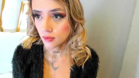 Snapshot of sabrina_cole chatting on February 2025 03:34:02 AM . Sabrina Cole . online show from February 2025 03:34:02 AM
