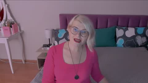 Sabrina MacMarren online show from January 2025 06:18:01 PM