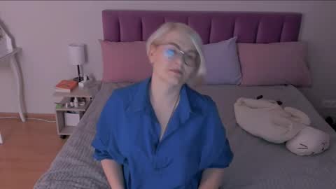 Sabrina MacMarren online show from March 2025 07:58:02 PM