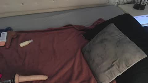 Sabrina  online show from April 2026 12:03:02 PM