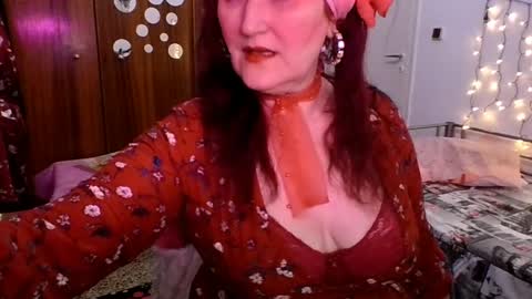 SabrinaXlovess online show from April 2026 06:05:01 PM