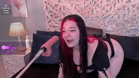 Snapshot of sabrinna_fox chatting on April 2026 07:30:02 PM sabrinna online show from April 2026 07:30:02 PM