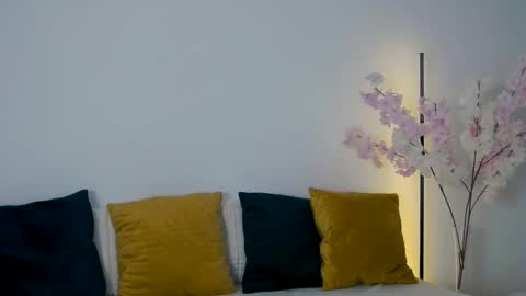 Sabrina online show from December 2025 07:19:02 PM